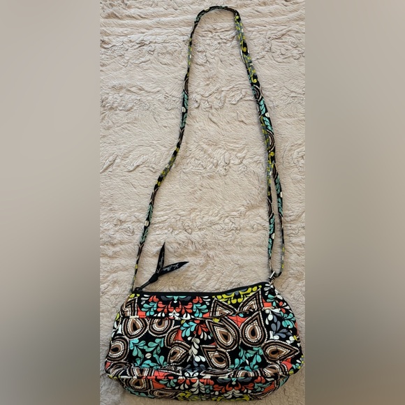 Vera Bradley Handbags - Vera Bradley  Crossbody Bag